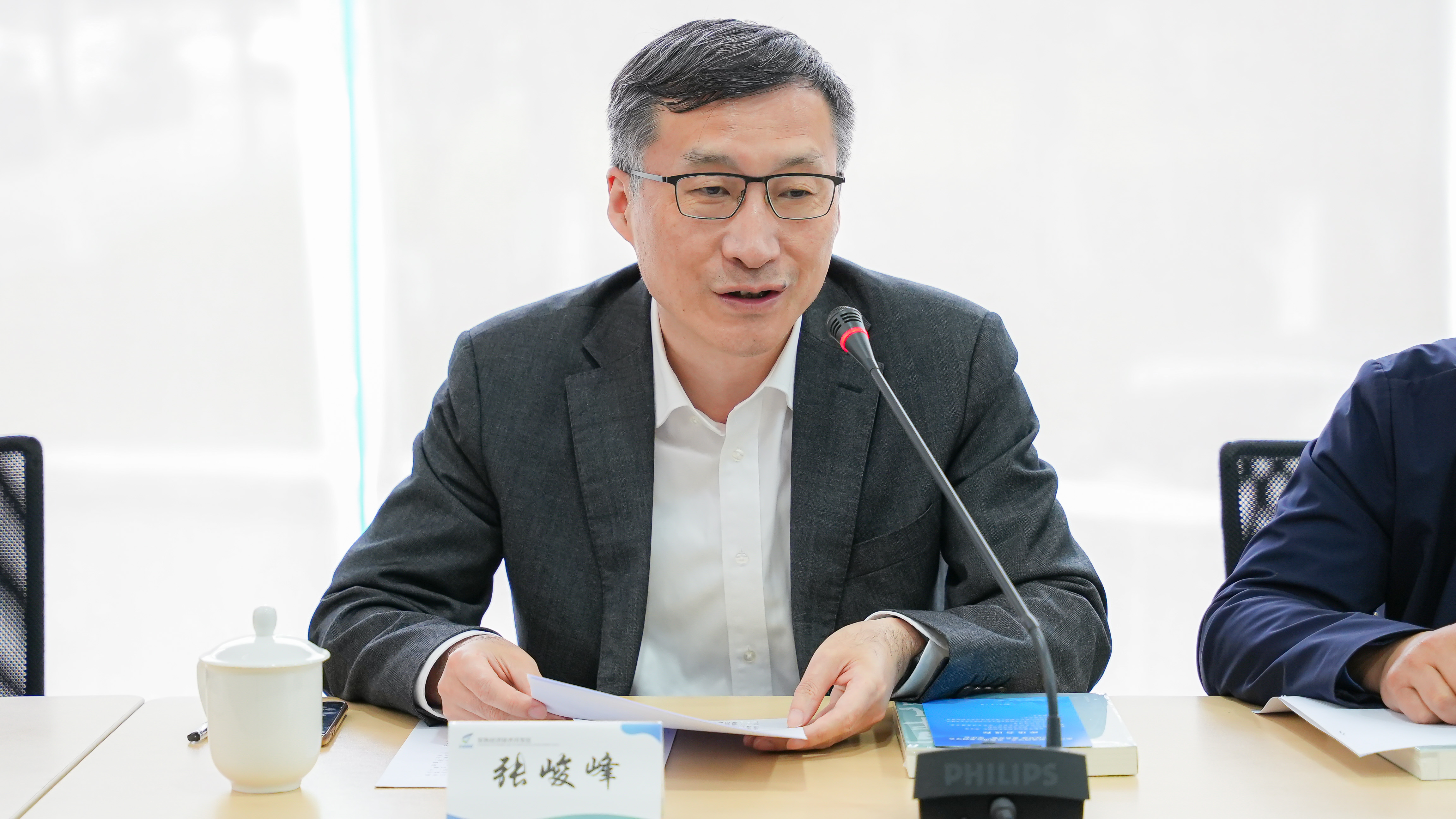 2.张校长